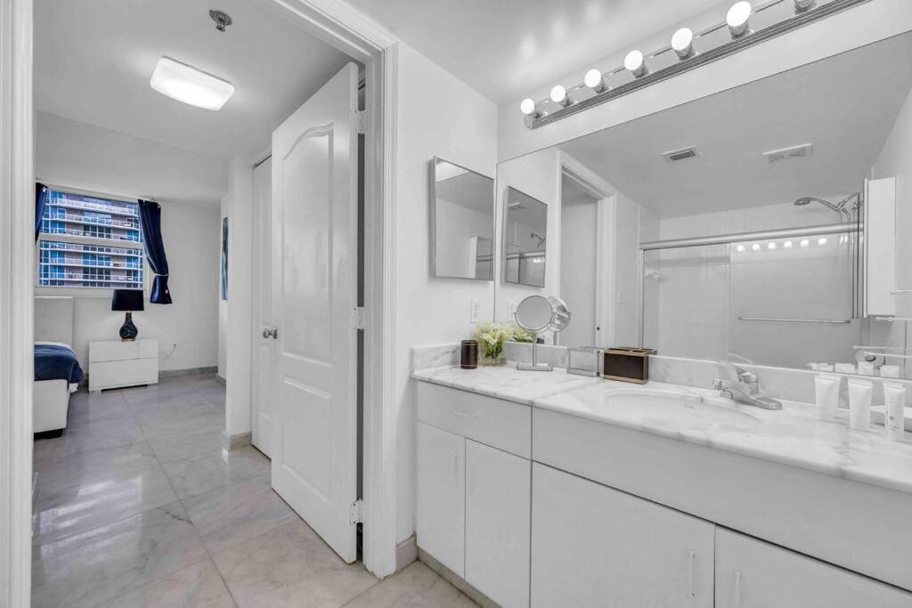 Iconic High Floor 3 Bedrooms In The Heart Of Μαϊάμι Εξωτερικό φωτογραφία
