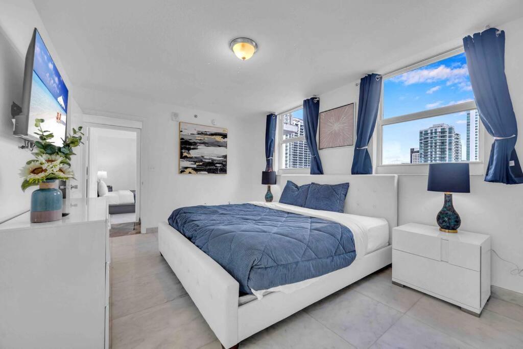 Iconic High Floor 3 Bedrooms In The Heart Of Μαϊάμι Εξωτερικό φωτογραφία